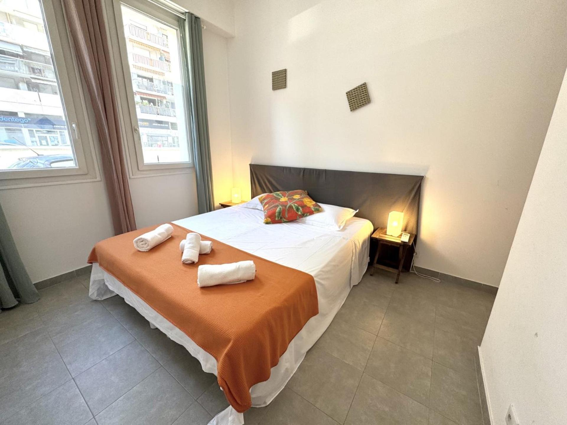 Leilighet Riviera - Maison Du Grand Sud - Confortable Petit 3 Pieces - Promenade Des Nice